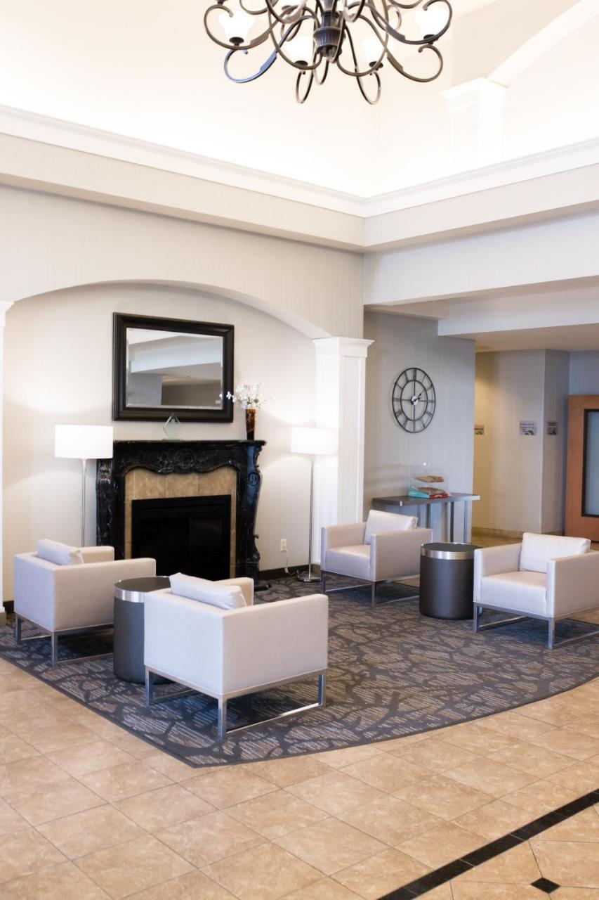 Wingate By Wyndham Moses Hotel